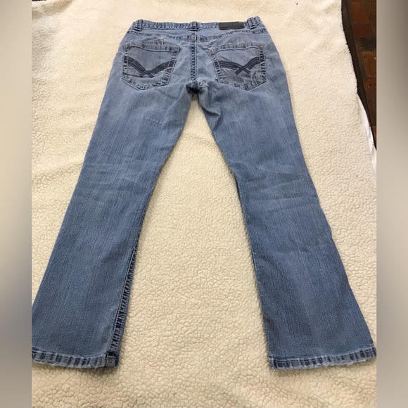 Axel Fully Distressed Denim Blue Jeans
Size 30 x 30
Fully Distressed-see - Picture 16 of 16